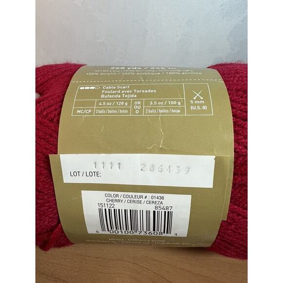 Loops & Threads Impeccable Yarn Cherry Red 268 Yds 4.5oz 5mm - Picture 3 of 4